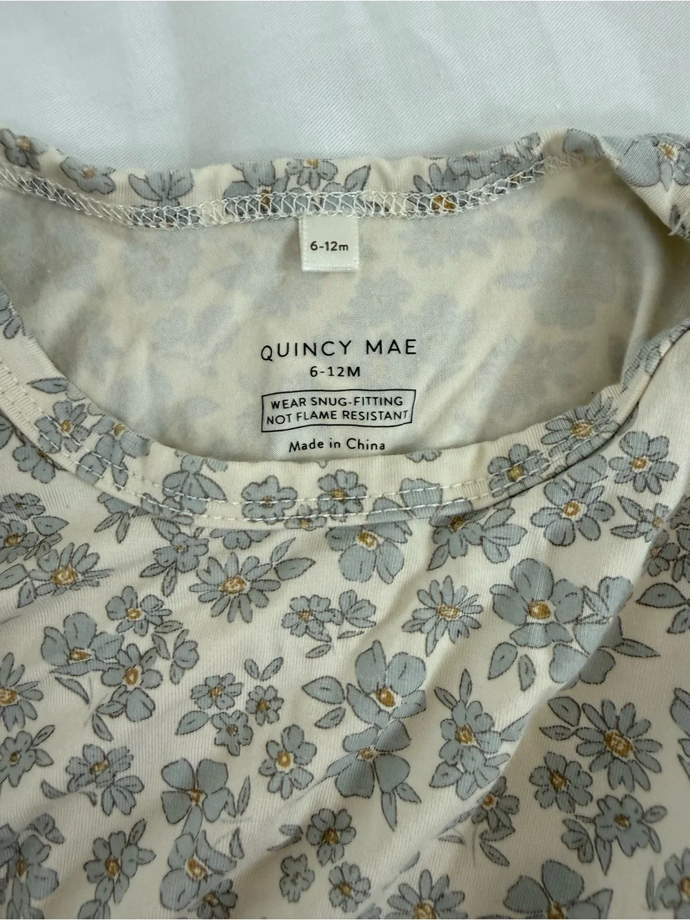 Quincy Mae Floral Two-Piece Pajama Set - Cream & Gray
